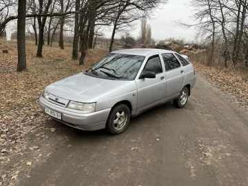 Авто ВАЗ 2112 2004 № 7057177