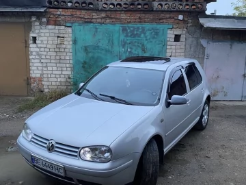 Авто Volkswagen Golf 1997 № 7057366
