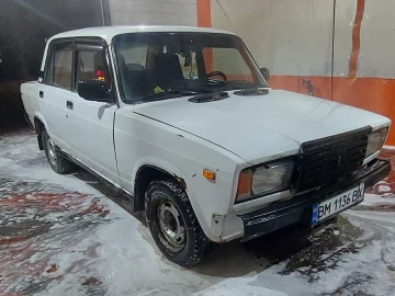 Авто ВАЗ 2107 1993 № 7057615