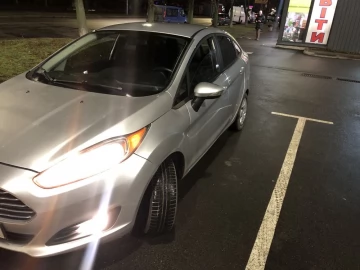 Авто Ford Fiesta 2015 № 7057667