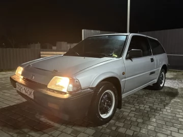 Авто Honda Civic 1982 № 7057784