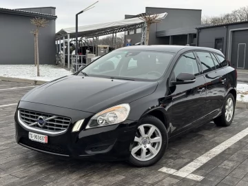Авто Volvo V60 2010 № 7057951