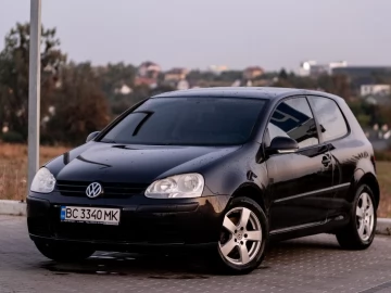 Авто Volkswagen Golf 2004 № 7057962