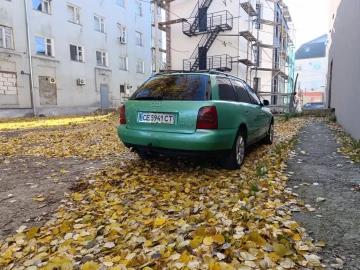 Авто Audi A4 1996 № 7058008