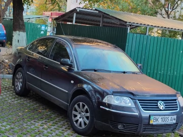 Авто Volkswagen Passat Sedan 2003 № 7058331