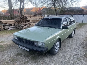 Авто Volkswagen Passat Variant 1983 № 7058790