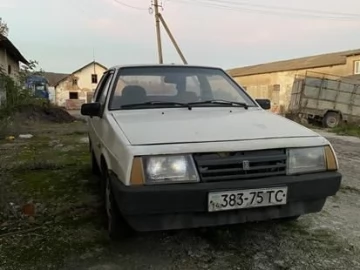 Авто ВАЗ 2108 1992 № 7059032