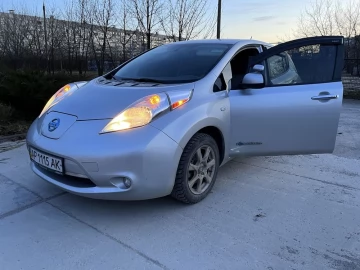 Авто Nissan Leaf 2014 № 7059231
