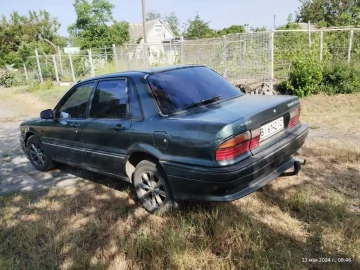 Авто Mitsubishi Galant 1992 № 7059515