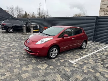Авто Nissan Leaf 2015 № 7059828