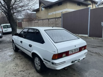 Авто  2141 1995 № 7060028