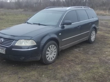Авто Volkswagen Passat Variant 2003 № 7061241
