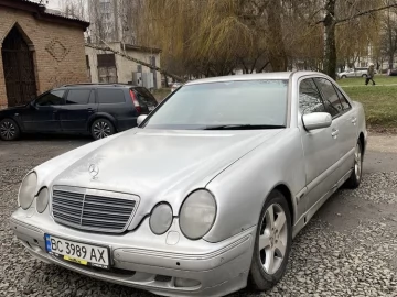 Авто Mercedes E Серия 2001 № 7061375