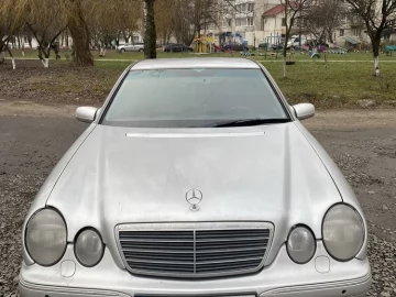 Авто Mercedes E Серия 2001 № 7061468