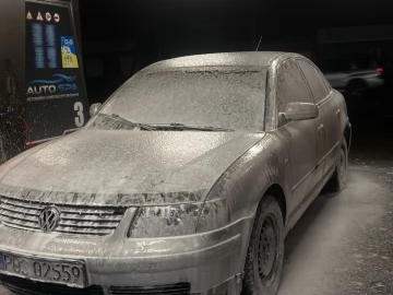 Авто Volkswagen Passat Sedan 1999 № 7062586