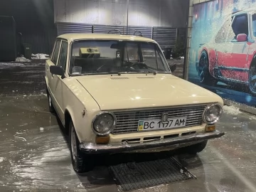 Авто ВАЗ 2101 1986 № 7063392