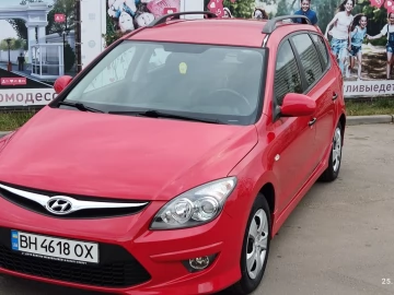 Авто Hyundai I30 2010 № 7068940