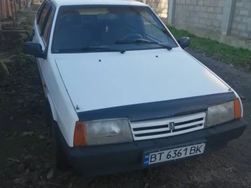 Авто ВАЗ 2109 1996 № 7069092