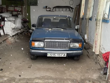Авто ВАЗ 2107 2003 № 7070400