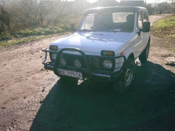 Авто ВАЗ 21121 1980 № 7071780