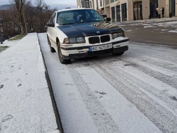 Авто BMW 3 Серия 1992 № 7073196