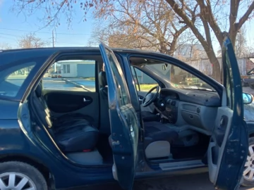 Авто Renault Scenic 2001 № 7073814