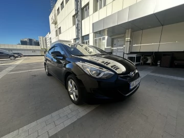 Авто Hyundai Elantra 2013 № 7074516