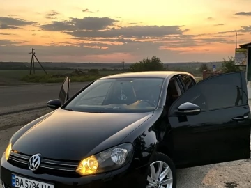 Авто Volkswagen Golf 2009 № 7075052