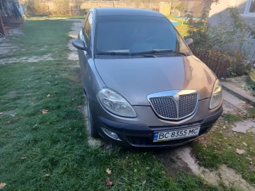 Авто Lancia Ypsilon 2004 № 7076108