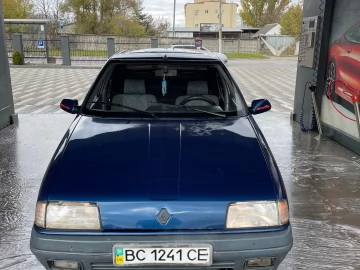 Авто Renault 19 1992 № 7079609