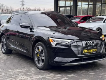Авто Audi 100 2020 № 7080701
