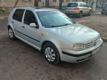 Авто Volkswagen Golf 2000 № 7081696