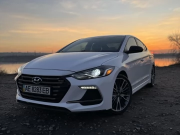 Авто Hyundai Elantra 2017 № 7084177