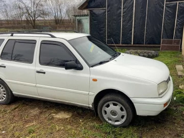 Авто Volkswagen Golf 1998 № 7087783