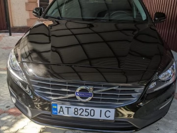 Авто Volvo V60 2018 № 7089322