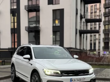 Авто Volkswagen Tiguan 2018 № 7089984