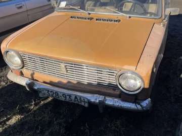 Авто ВАЗ 2101 1985 № 7090001