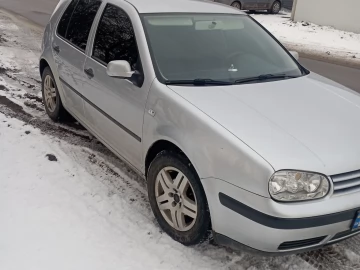 Авто Volkswagen Golf 2002 № 7090055