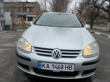 Авто Volkswagen Golf 2004 № 7090827