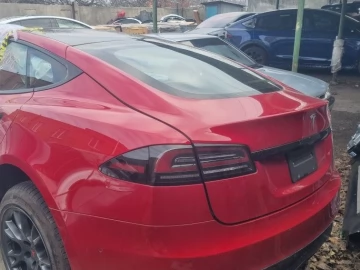 Авто Tesla Model S 2022 № 7093889