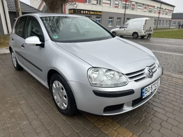 Авто Volkswagen Golf 2004 № 7099702