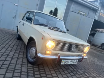 Авто ВАЗ 2101 1972 № 7101111