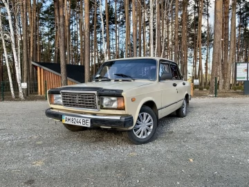 Авто ВАЗ 2107 1989 № 7102378