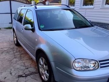 Авто Volkswagen Golf 2003 № 7103422