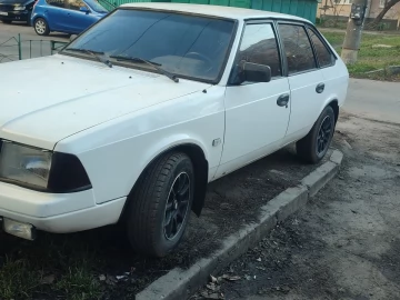 Авто  2141 1992 № 7104192