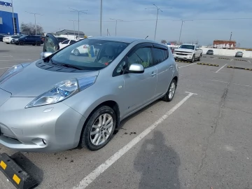 Авто Nissan Leaf 2013 № 7107098