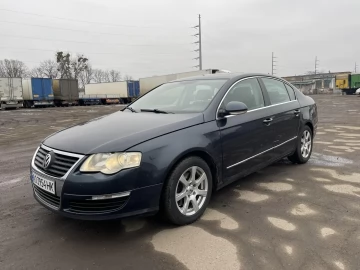 Авто Volkswagen Passat Sedan 2005 № 7117004