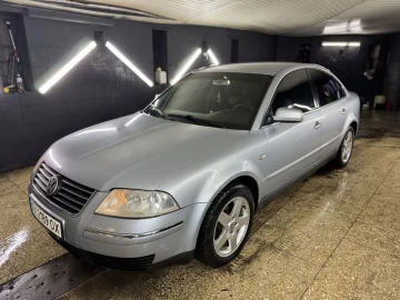 Авто Volkswagen Passat Sedan 2001 № 7117157