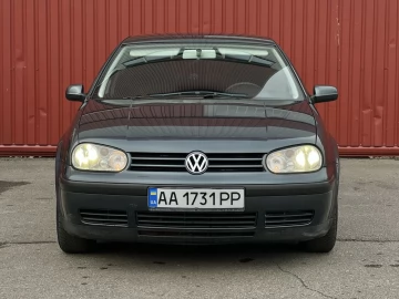 Авто Volkswagen Golf 2001 № 7118444