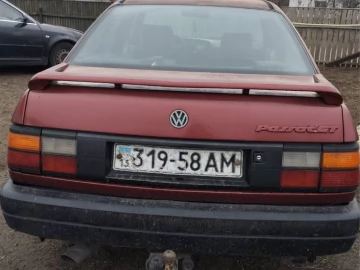 Авто Volkswagen Passat Sedan 1989 № 7138424